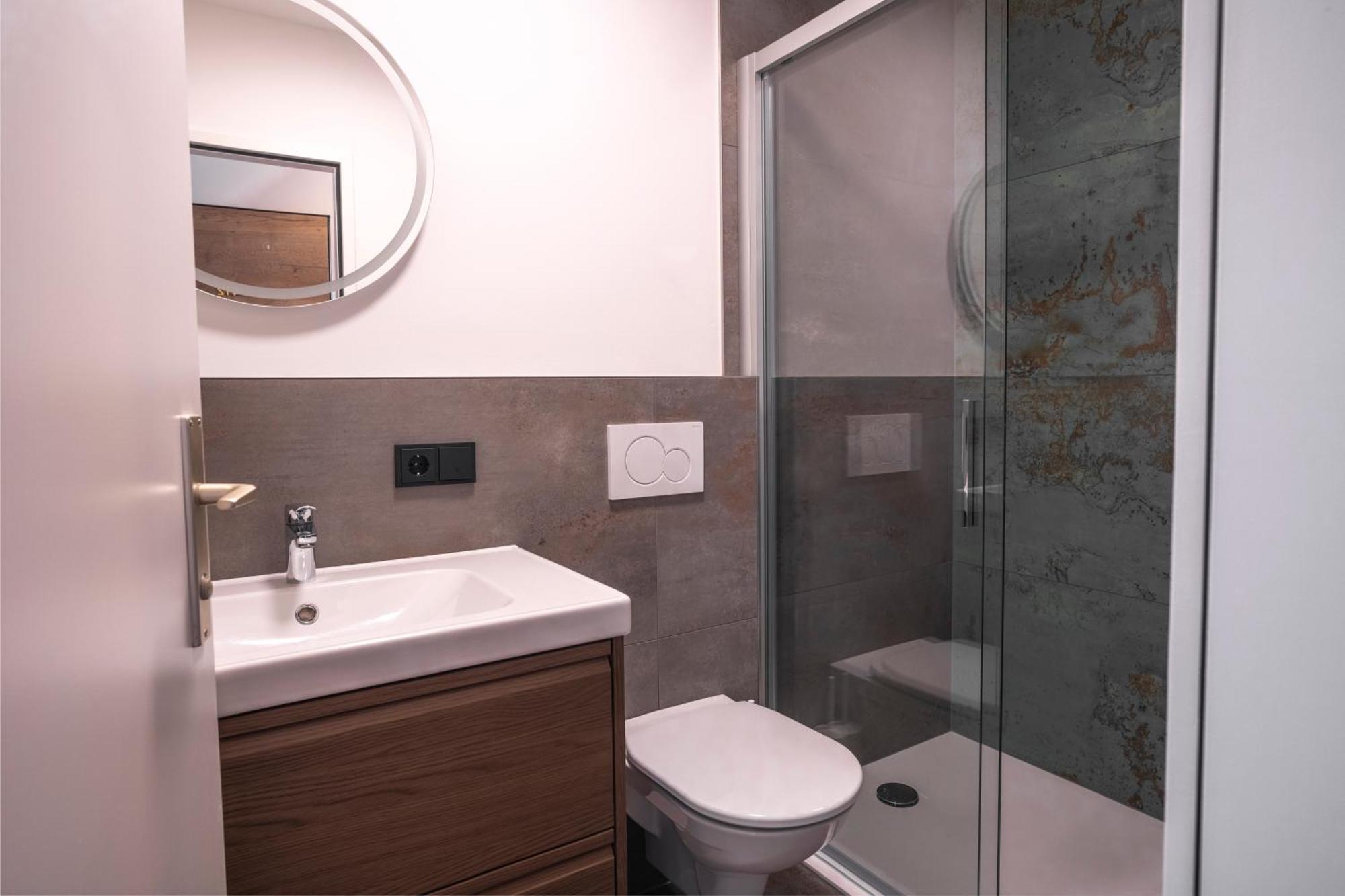 Suite Apartment Modern Getaway - Neu Renoviert - Strobl Am Wolfgangsee Εξωτερικό φωτογραφία