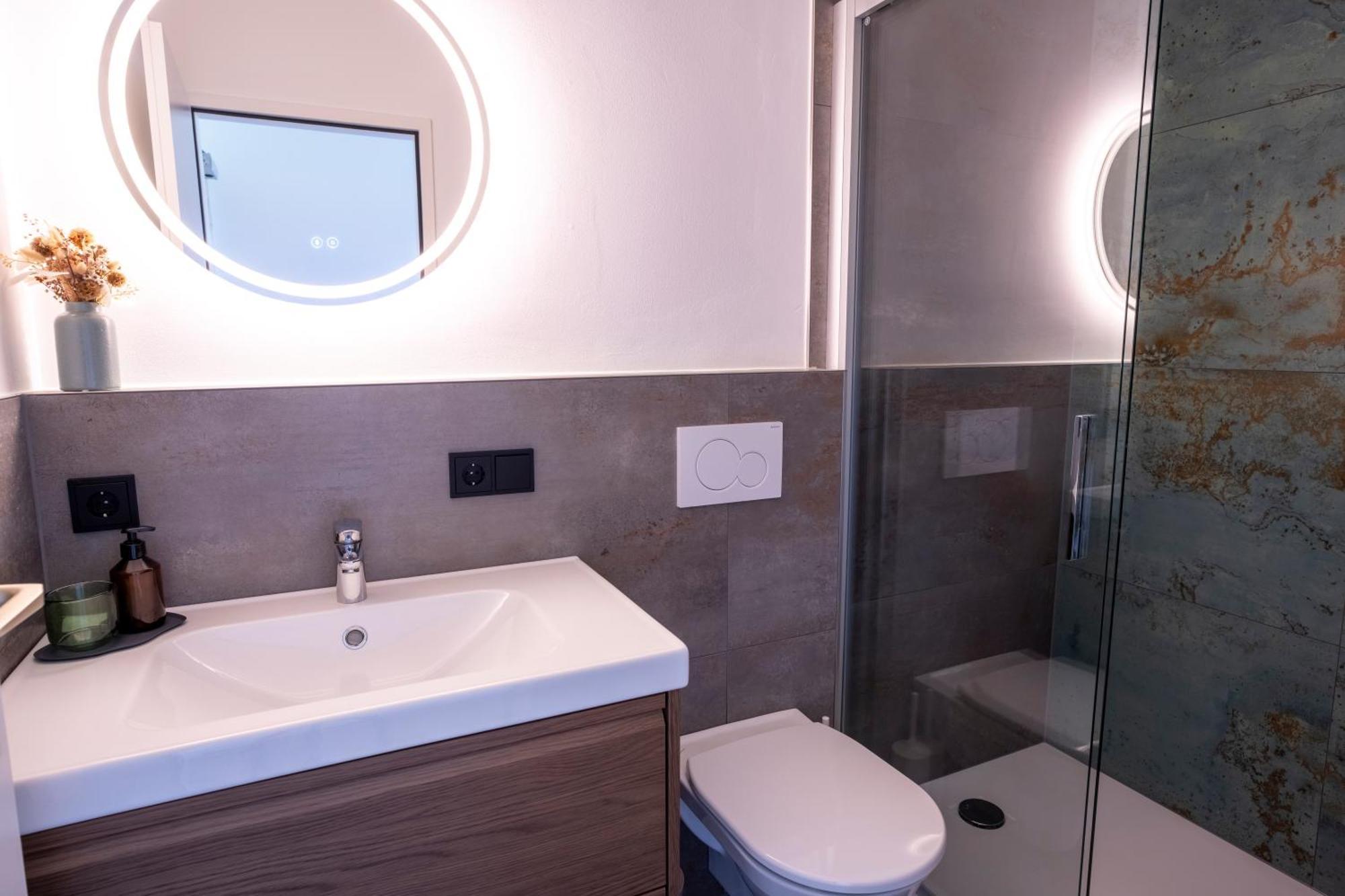 Suite Apartment Modern Getaway - Neu Renoviert - Strobl Am Wolfgangsee Εξωτερικό φωτογραφία